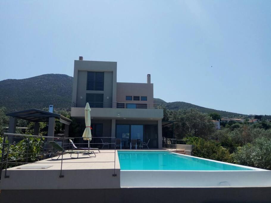 Panoramic View Summerhouse Loukissia Екстериор снимка